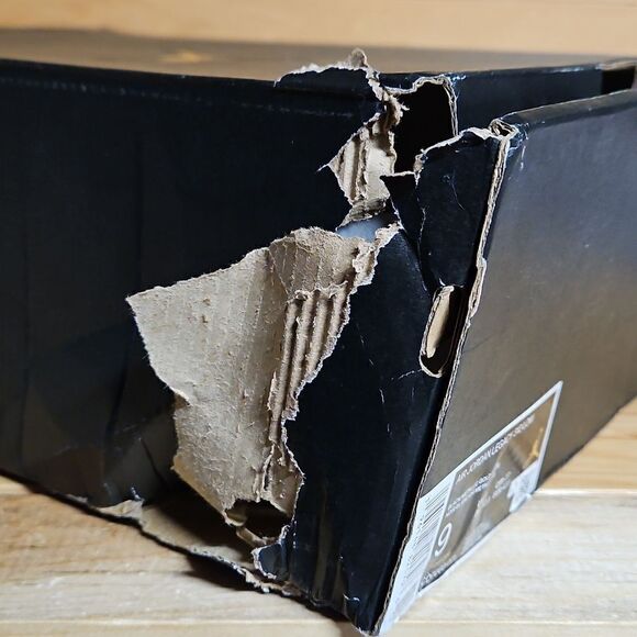 Nike Air Jordan Legacy 312 Low Size 9 Mens Shoe Black Metallic Gold CD7069-071 - Picture 13 of 13